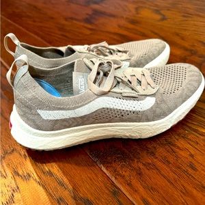 Vans UltraRange VR3 Skate Shoes Tan Brown Men's 7 EcoCush Women's 8.5 EcoCush